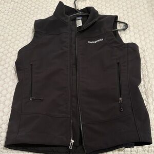 Patagonia Black Full-Zip Vest